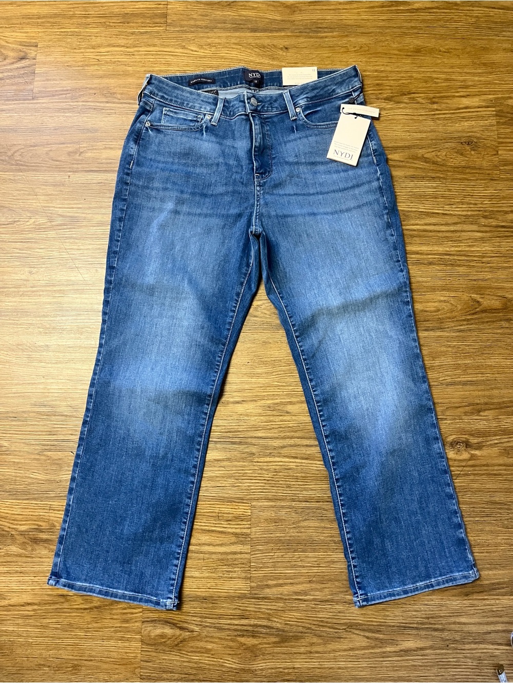 NWT NYDJ Marilyn Straight Leg Jeans Medium Wash Size 12 Lift Tuck Technology
